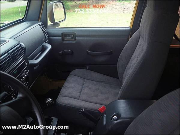 2005-jeep-wrangler-x-2dr-4wd-suv-5900-east-brunswick-nj-big-2
