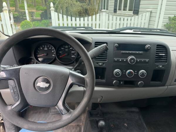 2012-chevy-silverado-pick-up-7000-watchung-big-2