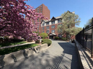 $1,650 / 1br - Large 1 bedroom in North Newark!