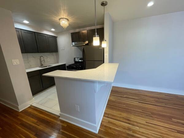 1695-1br-new-1-bedroom-in-north-newark-big-1