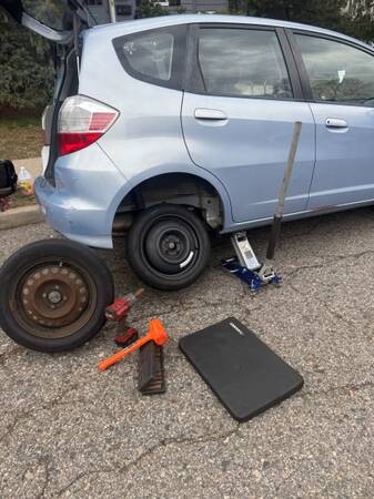 towing-jumpstarts-tire-change-lockouts-fuel-delivery-big-1