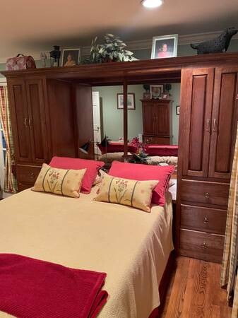 custom-queen-bedroom-furniture-150-ramsey-big-1
