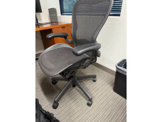 Herman Miller Aeron Base Chair - Size C - Like New - $400 (Industry City)