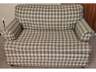 Two-Seat Sealy Love Seat/Sofa Bed w/Twin Mattress - $79 (Farmingdale, New Jersey)