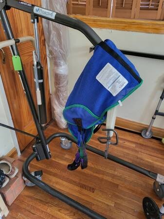 home-health-equipment-150-east-elmhurst-big-0