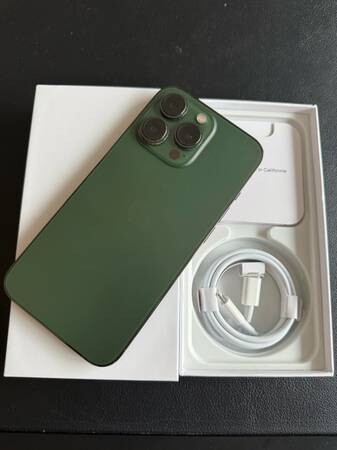 iphone-13-pro-256gb-green-520-manhattan-big-0