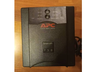 APC SmartUPS 750